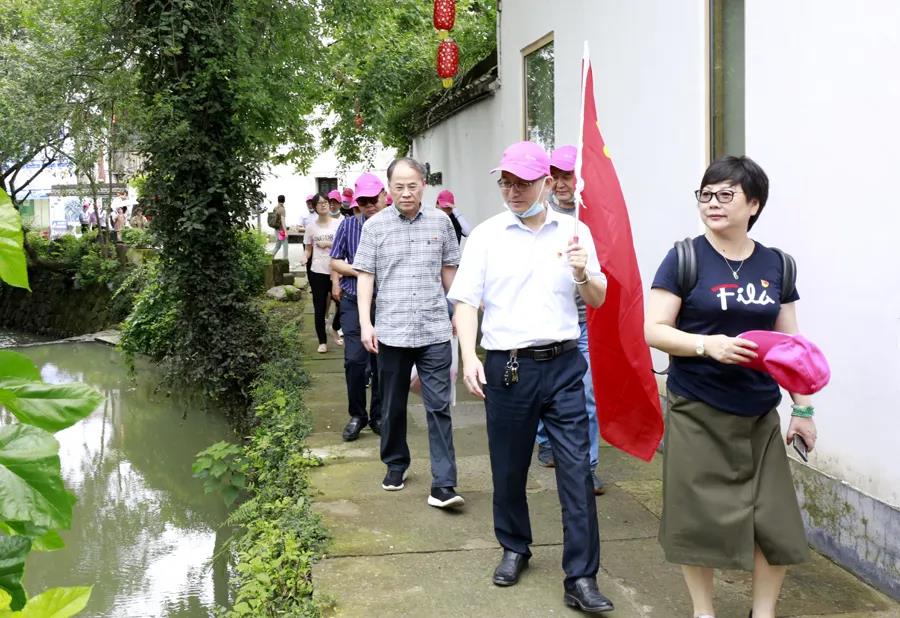 舜江建设集团：汲取“江南第一家”郑义门家规家风精髓