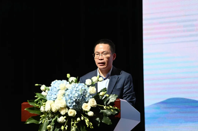 赵启正、张文宏倾情开讲！“疫情下的新变局”——首届前
